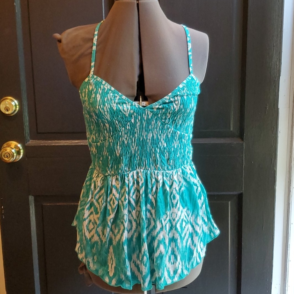 NWOT BILLABONG Smocked Top